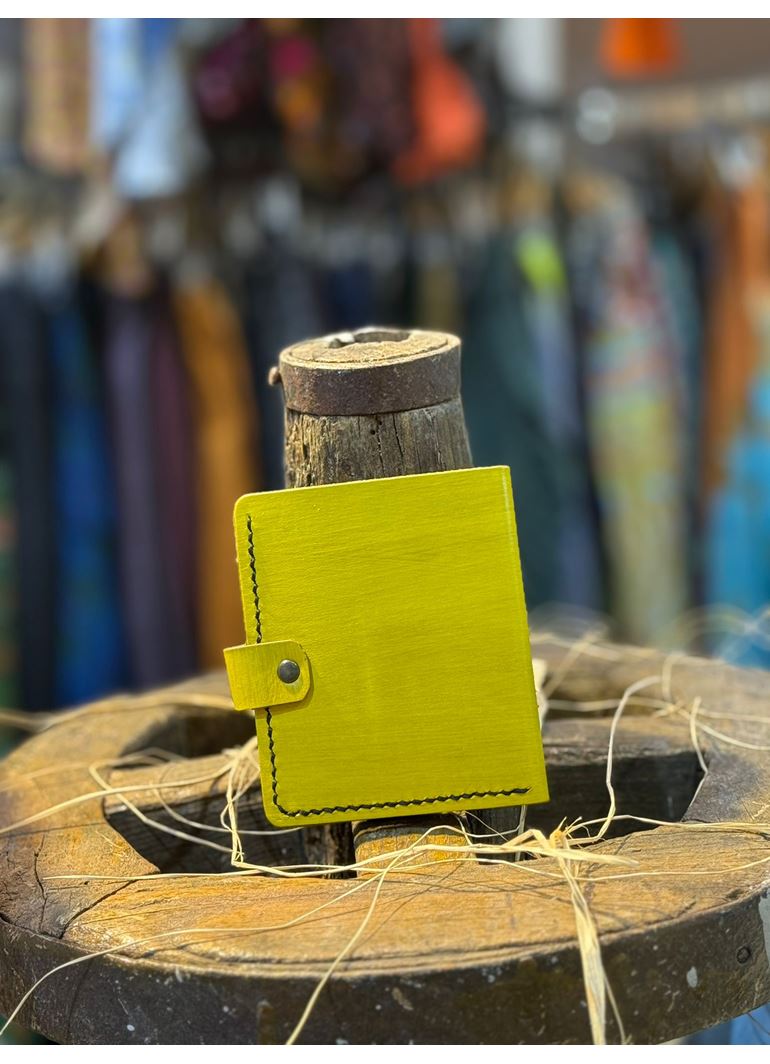 ÖZEL TASARIM DERİ EL İŞİ CÜZDAN