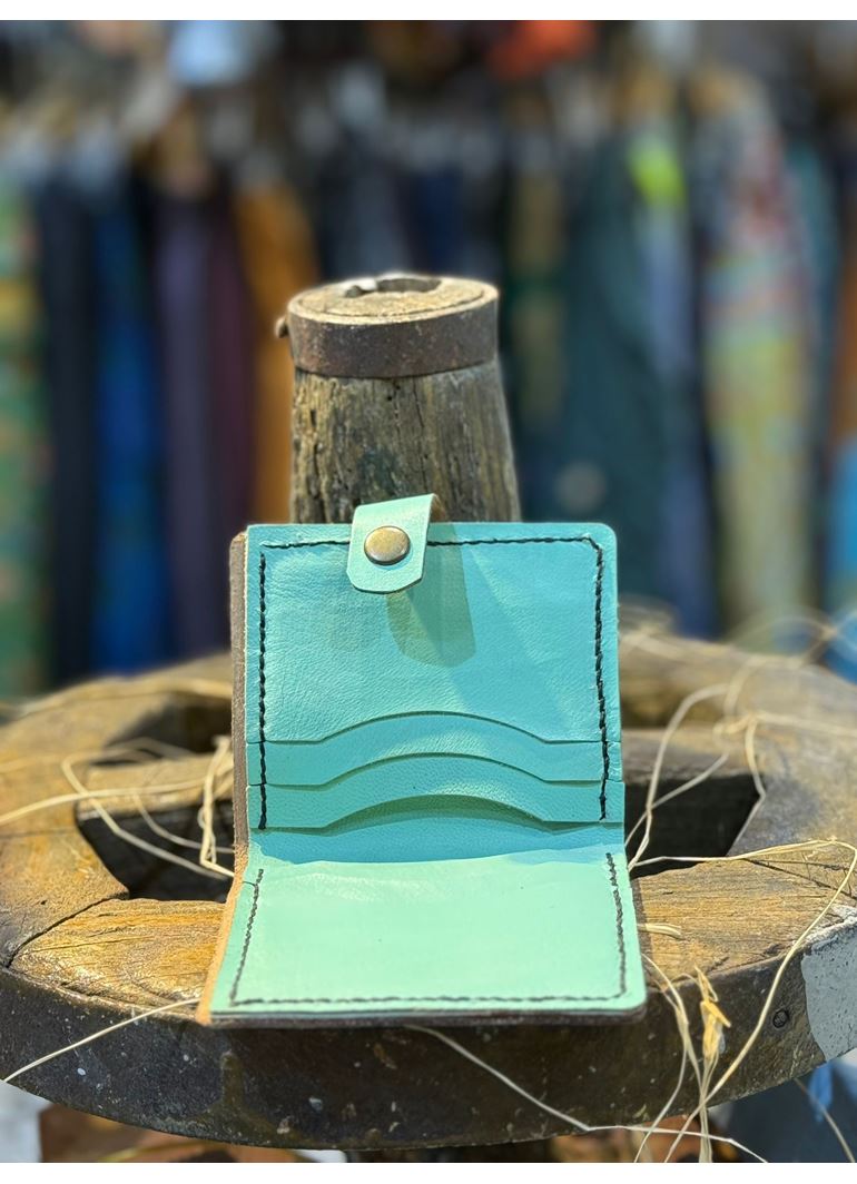 ÖZEL TASARIM DERİ EL İŞİ CÜZDAN