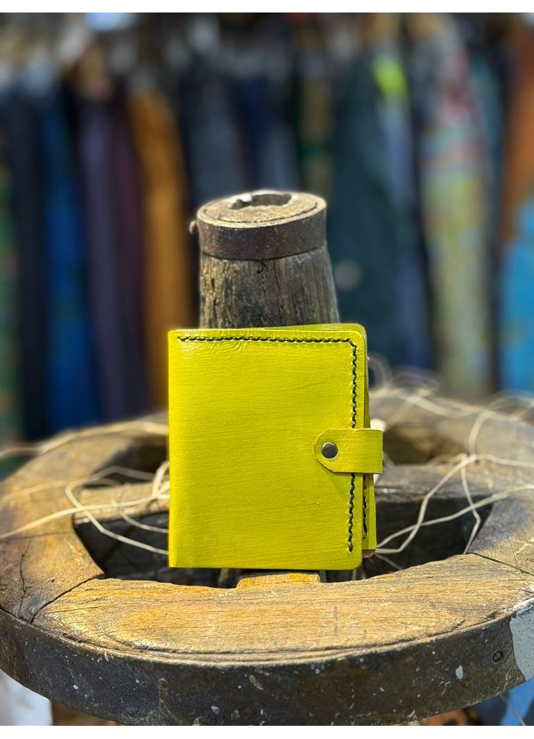 ÖZEL TASARIM DERİ EL İŞİ CÜZDAN