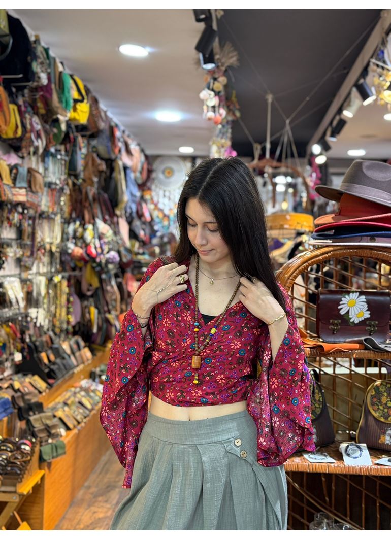 Çiçekli Desenli İspanyol Kol Crop Bluz