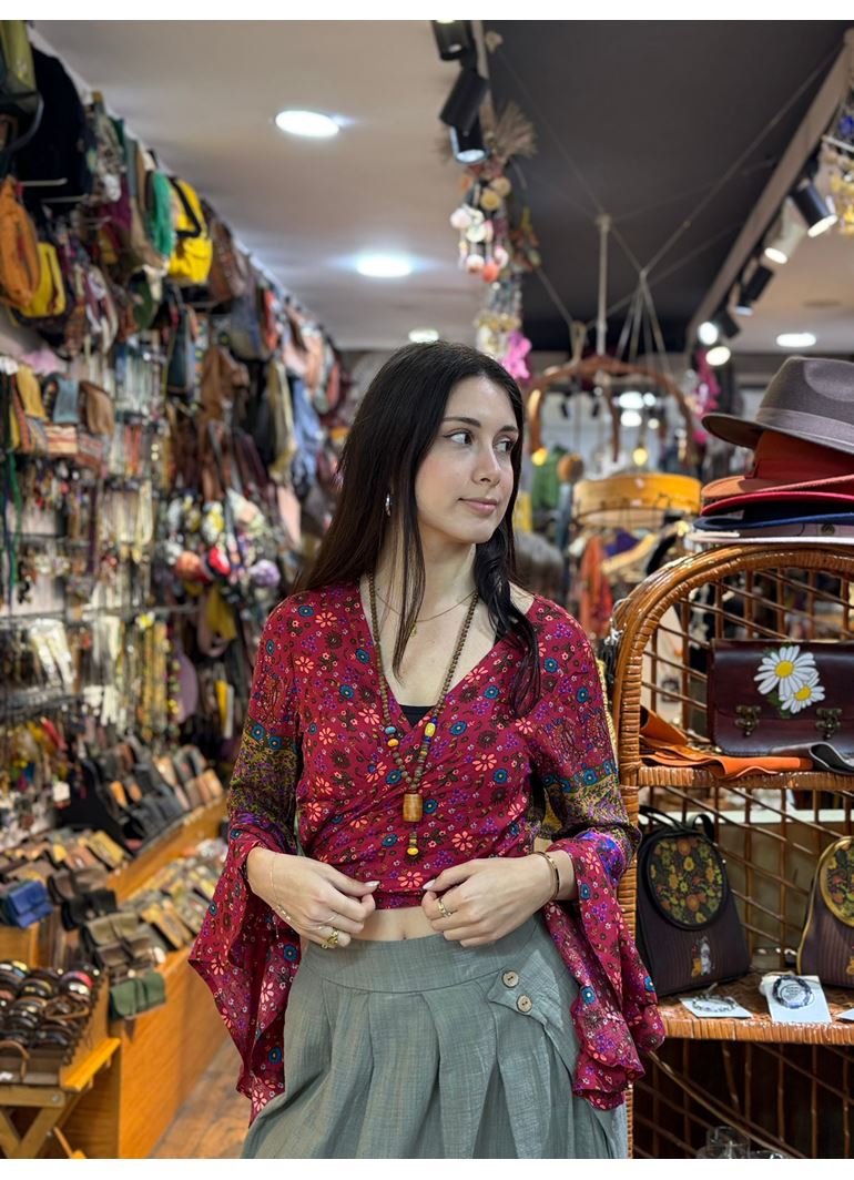 Çiçekli Desenli İspanyol Kol Crop Bluz