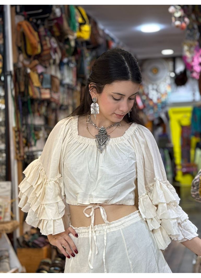 Tasarım Etekli Takım Krem