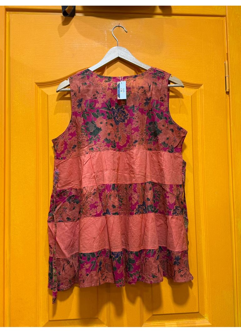 Hint İşlemeli Bluz