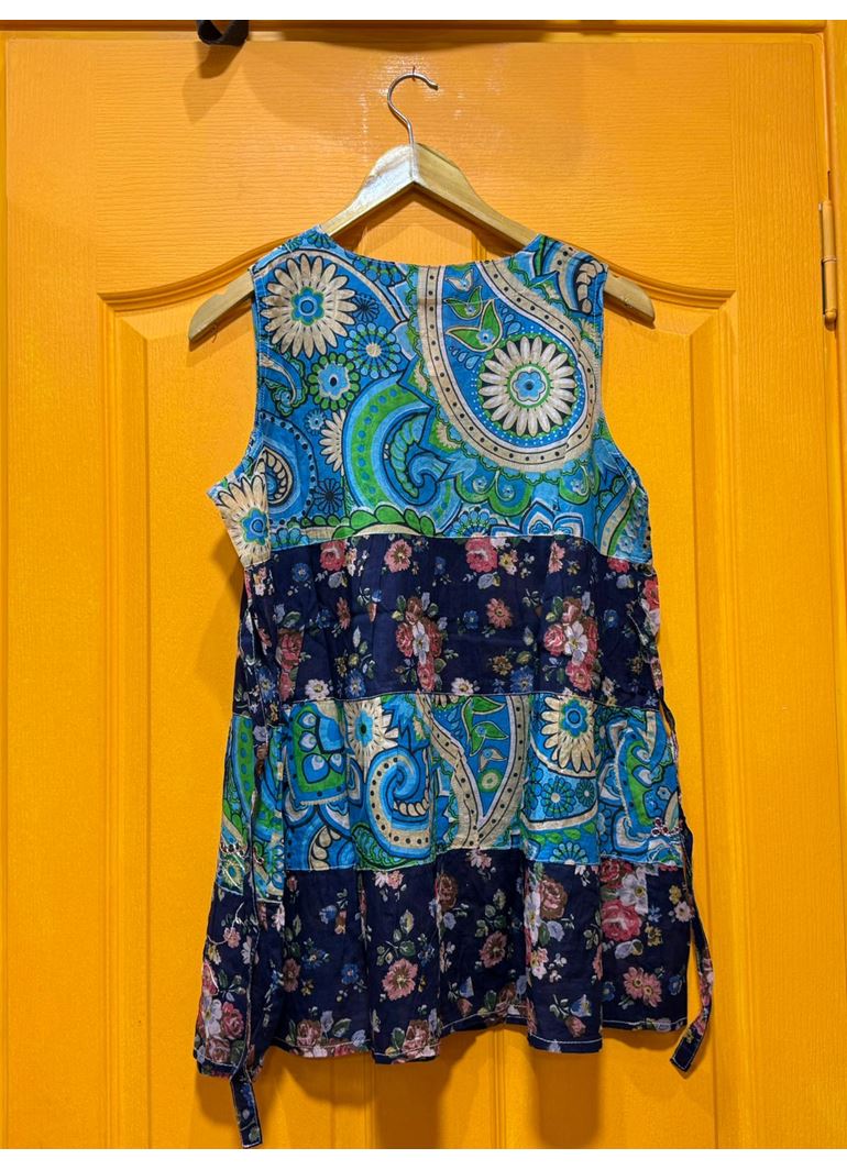 Hint İşlemeli Bluz