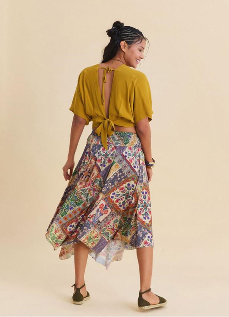 Gipe Detaylı Beli Bağlamalı Bej Çiçekli Etek