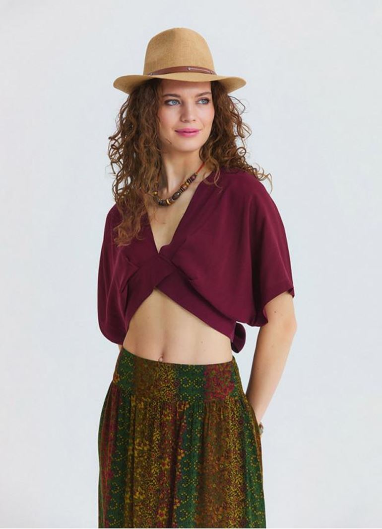 Kruvaze Yaka Sırt Dekolteli Dökümlü Bordo Yazlık Bluz