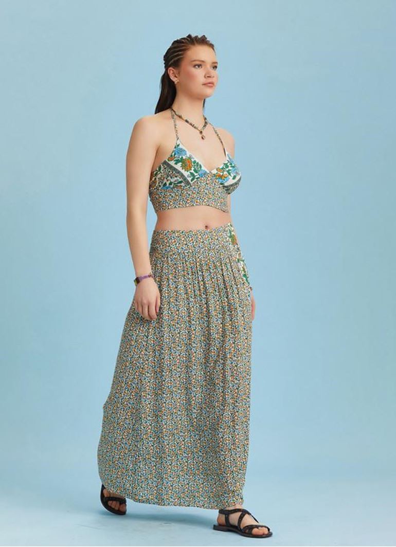 Çiçek Desenli Arka Bel Lastikli Derin Yırtmaçlı Etek 