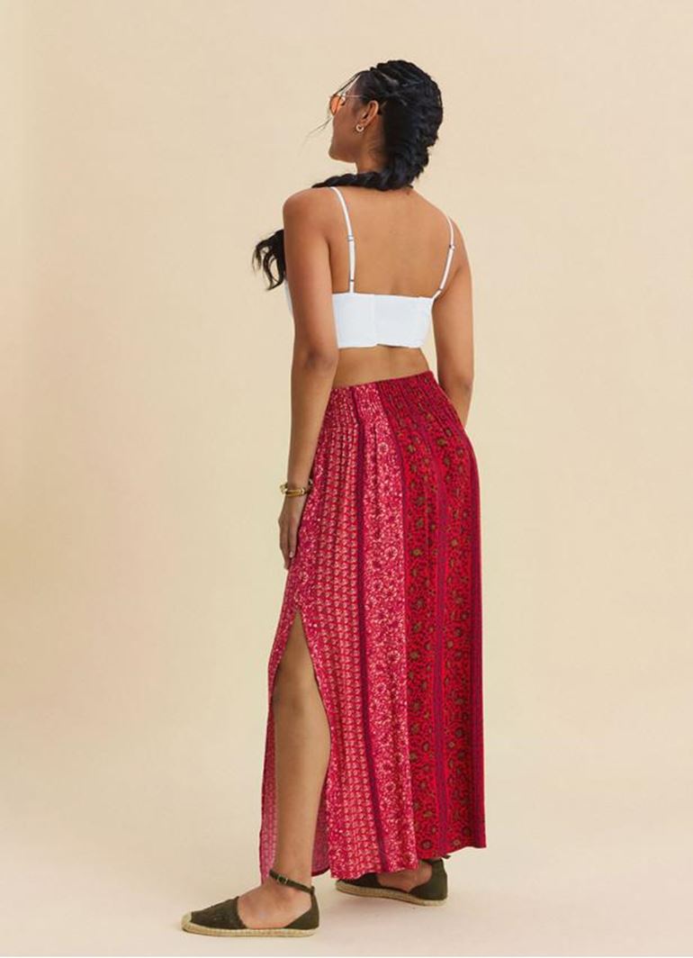 Beli Lastikli Derin Yırtmaçlı Kırmızı Çiçekli Etek