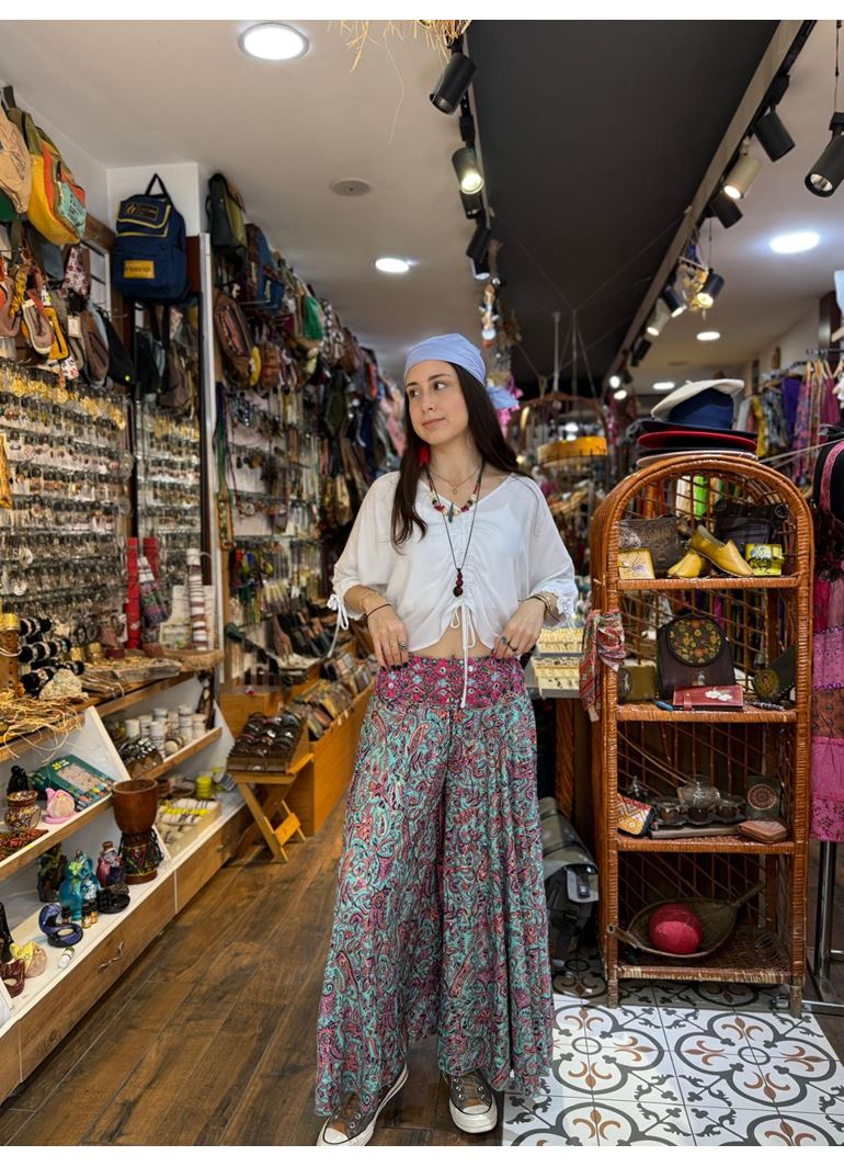 İpek Önü İşlemeli Pantolon