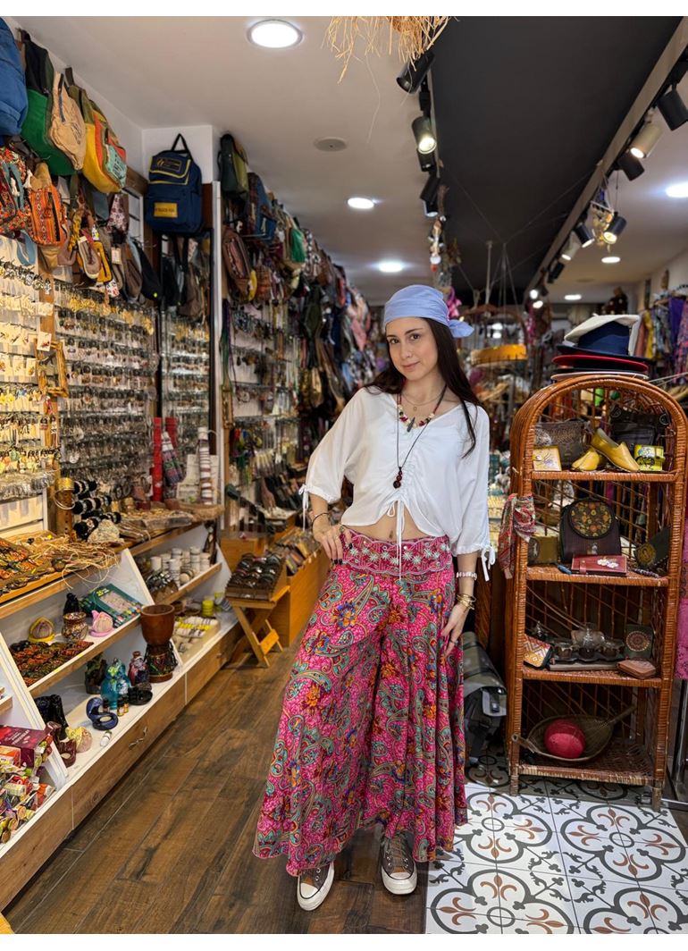 İpek Önü İşlemeli Pantolon