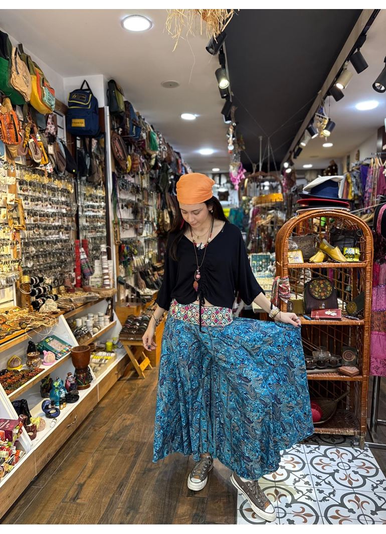 İpek Önü İşlemeli Pantolon