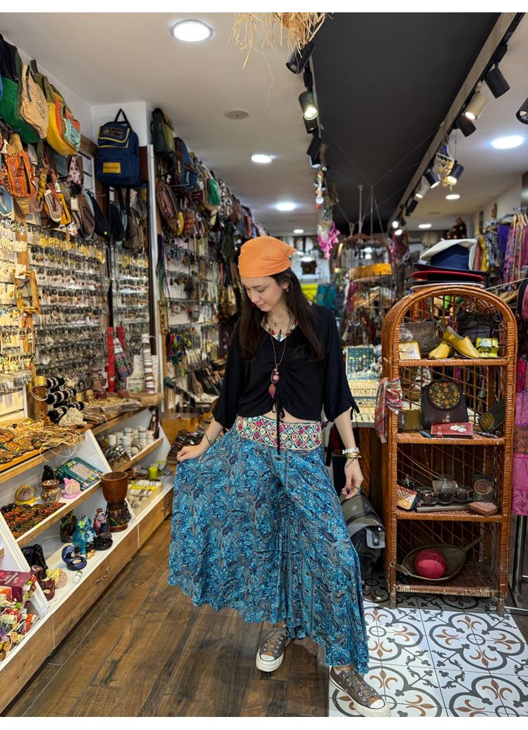 İpek Önü İşlemeli Pantolon