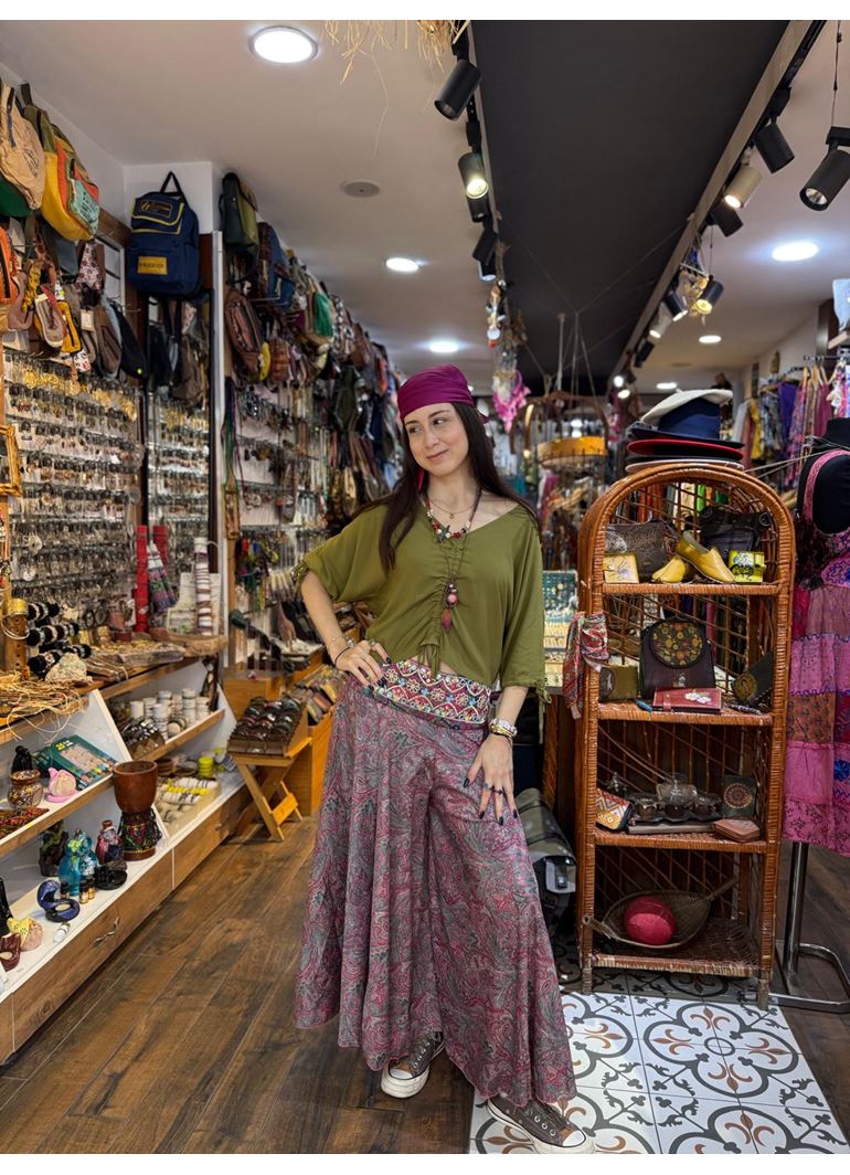 İpek Önü İşlemeli Pantolon