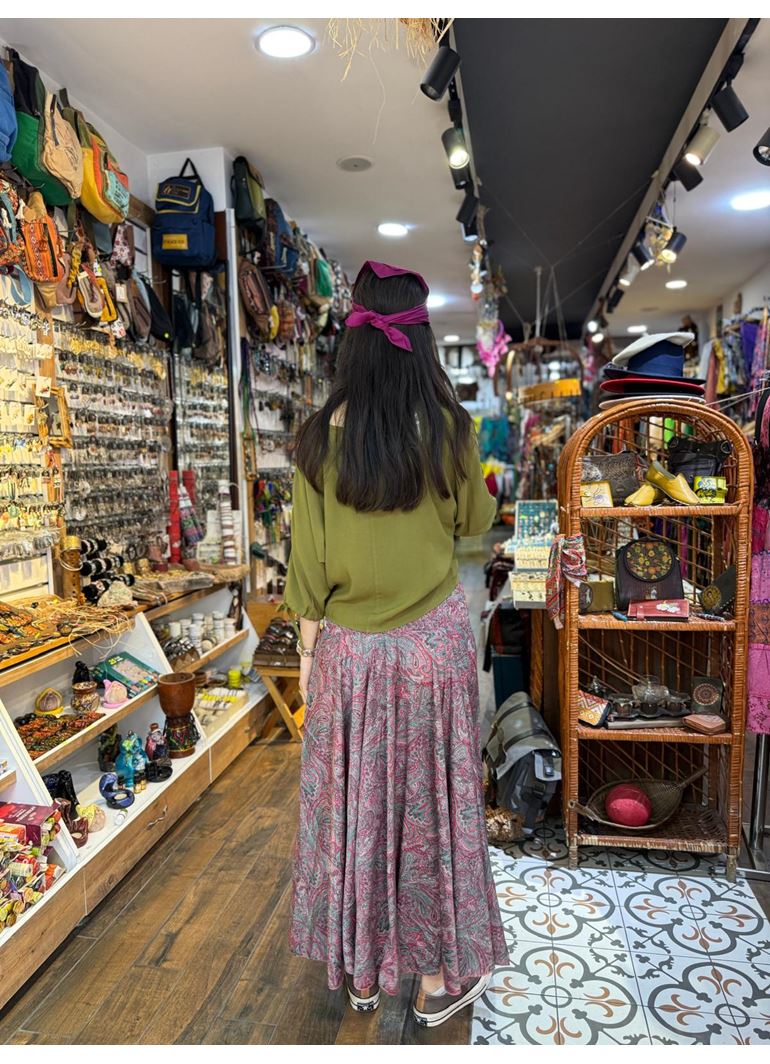 İpek Önü İşlemeli Pantolon