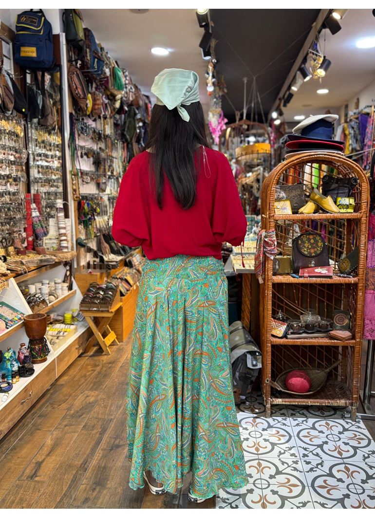 İpek Önü İşlemeli Pantolon