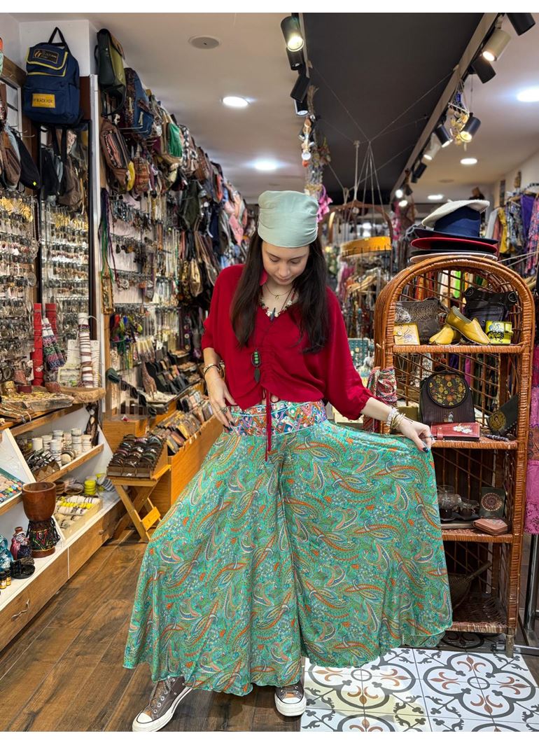 İpek Önü İşlemeli Pantolon