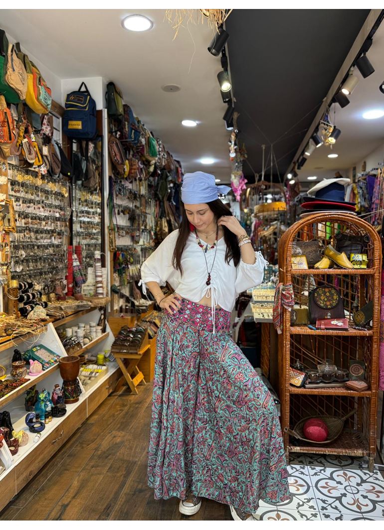 İpek Önü İşlemeli Pantolon