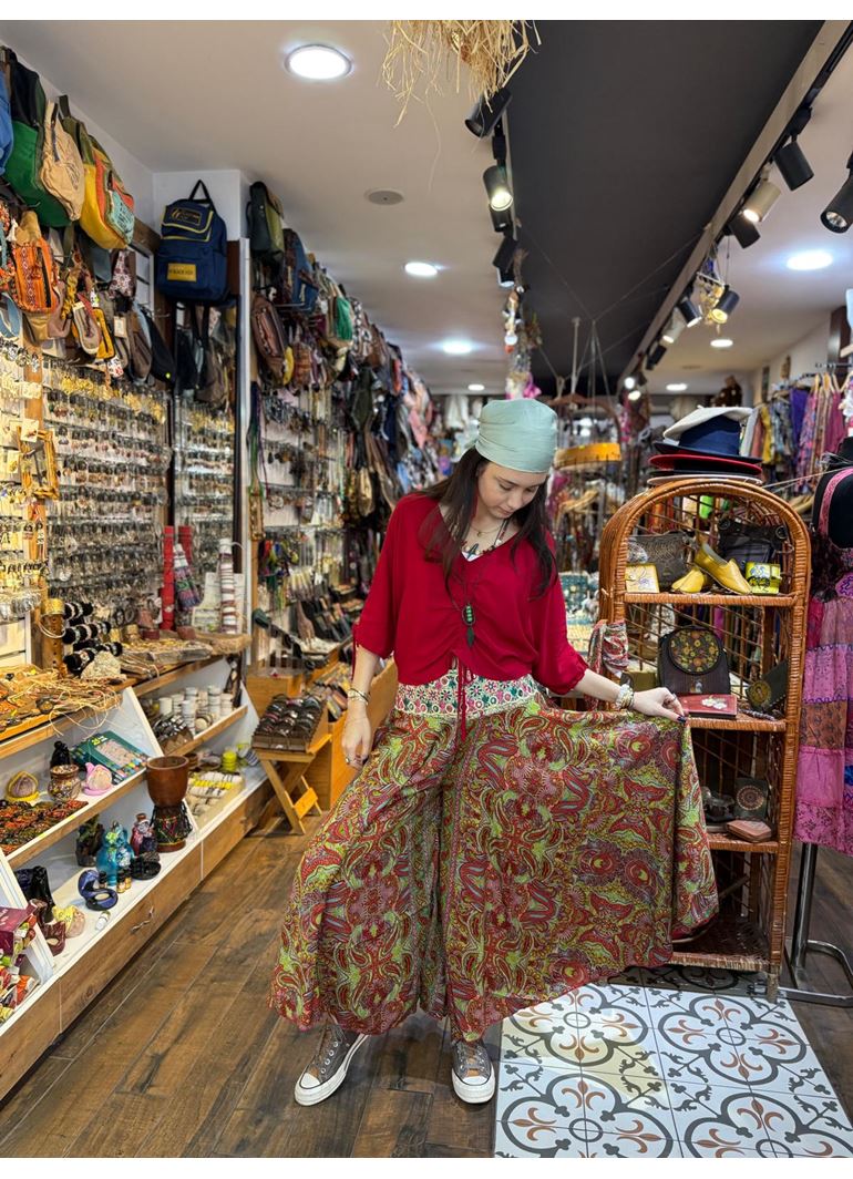 İpek Önü İşlemeli Pantolon