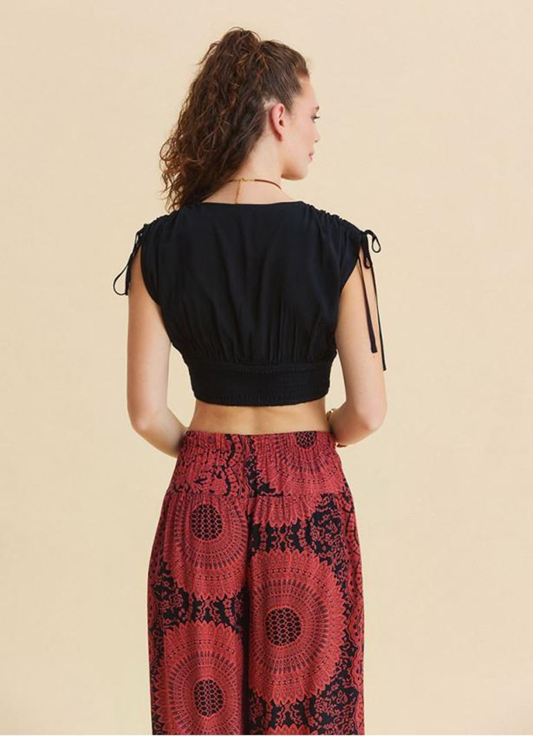 Derin V Yaka Beli Gipeli Siyah Crop Bluz