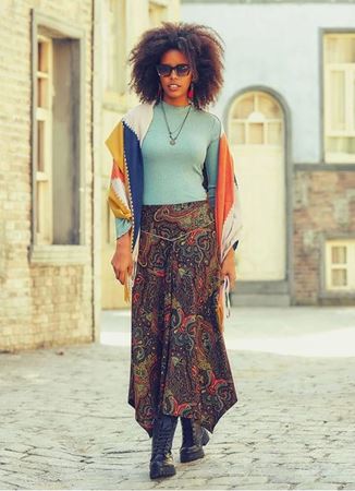 Kahverengi Etnik Desenli Biye Detaylı Kloş Etek