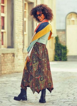 Kahverengi Etnik Desenli Biye Detaylı Kloş Etek