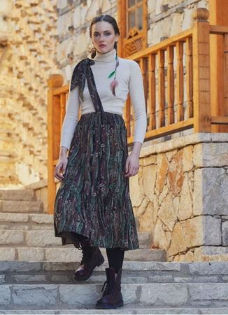 Çapraz Kuşak Detaylı Etek Ucu Volanlı Desenli Midi Etek