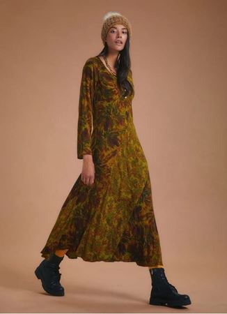 Desenli Uzun Kollu Kışlık Patch Elbise