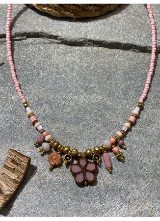 Tasarım El İşi Kolye