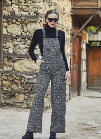 Salopet Bol Paça Cep Detaylı Siyah Desenli Bahçıvan Tulum