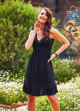 Bohem Tarz Dantel Yaka Askılı Siyah Elbise