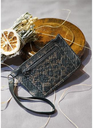 Deri el yapımı cüzdan