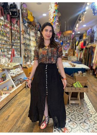 Önü Düğmeli Yırtmaç  Detaylı Etek