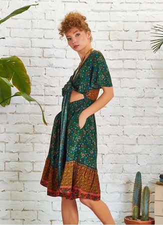 Cut Out Sırt Önden Bağlamalı Yeşil Çiçekli Elbise