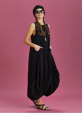 Diyagonal Kesim Ön Katlı Siyah Bol Şık Elbise