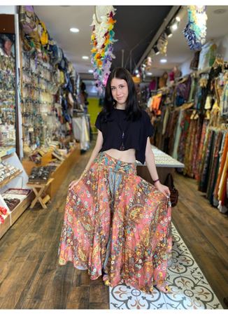 İpek Etek Görünümlü Alt