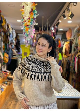 Bohem Tarz Taş Rengi Desenli Boğazlı Kazak