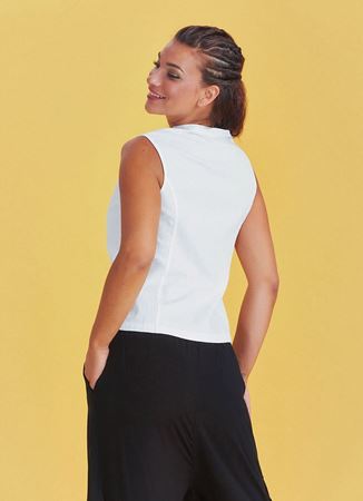 Otantik Çapraz Düğme Detaylı Kolsuz Beyaz Bluz