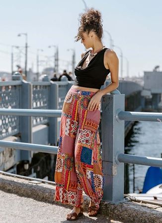 Palazzo Yüksek Bel Bol Kesim Kırmızı Desenli Pantolon 