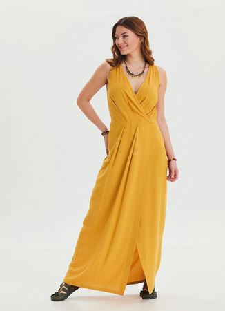 V Yaka Yırtmaç Detaylı Sarı Uzun Elbise