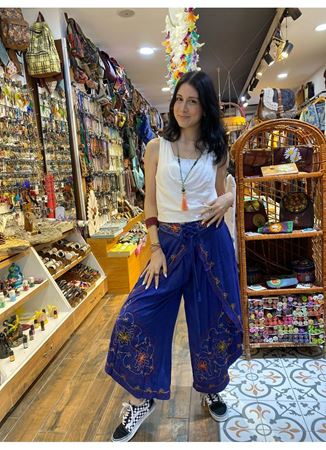 Lastikli Kolsuz Degaje Yaka Beyaz Şık Crop Bluz