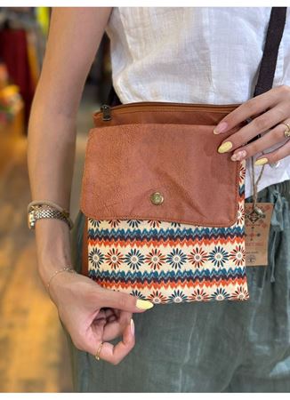 Dokuma Kahverengi Önü Desenli Kol Çantası