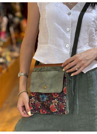 Dokuma Yeşil Önü Desenli Kol Çantası