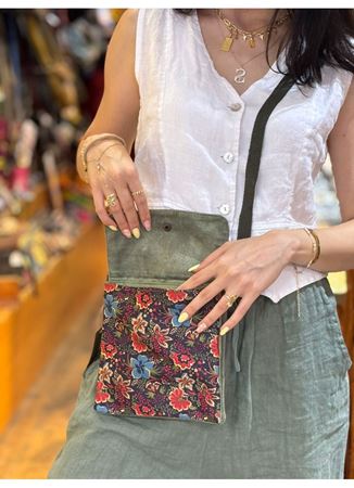 Dokuma Yeşil Önü Desenli Kol Çantası