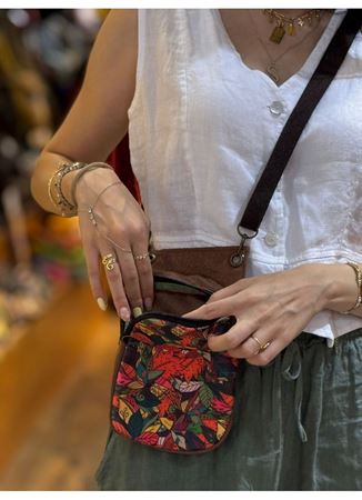 Tasarım Telefon Çantası