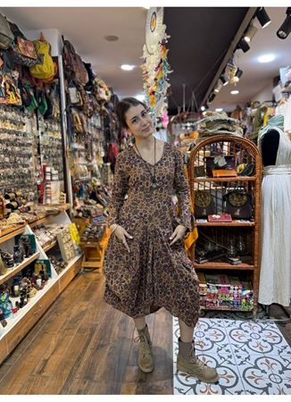 Mor Desenli Derin V Yaka Uzun Kollu Elbise