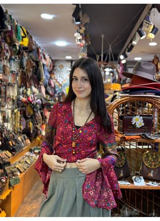 Çiçekli Desenli İspanyol Kol Crop Bluz