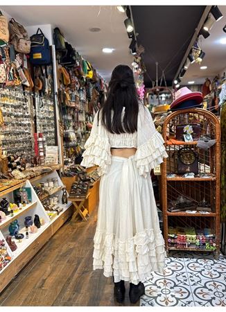 Tasarım Etekli Takım Krem