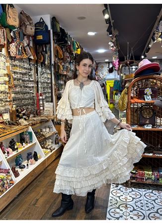 Tasarım Etekli Takım Krem