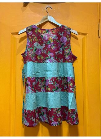 Hint İşlemeli Bluz