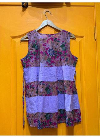 Hint İşlemeli Bluz